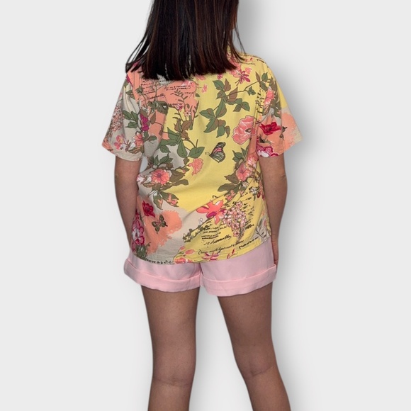 Vintage 1990s Botanical Hawaiian Style, Rayon Short Sleeve Button Down, Blouse - Picture 5 of 6